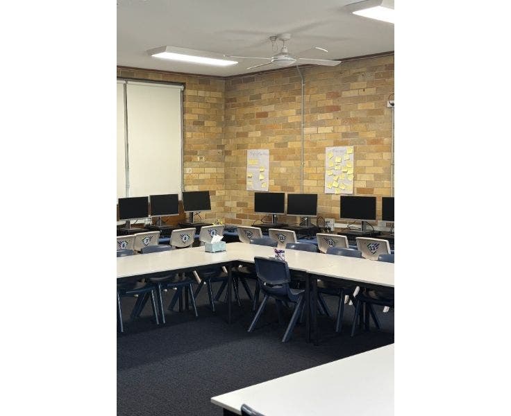 RPPS - Gallery - Staff PortraitsMourad - Gallery Block RPPS - Computerlab